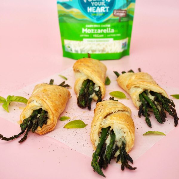 Cheesy Asparagus Puff Pastry Bundles Vegan Recipe